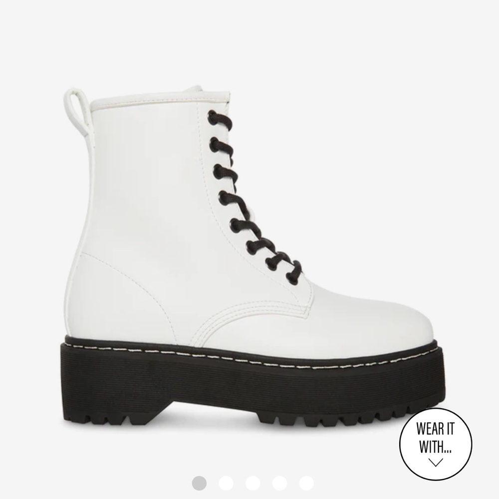 BETTYY WHITE/BLACK Boots